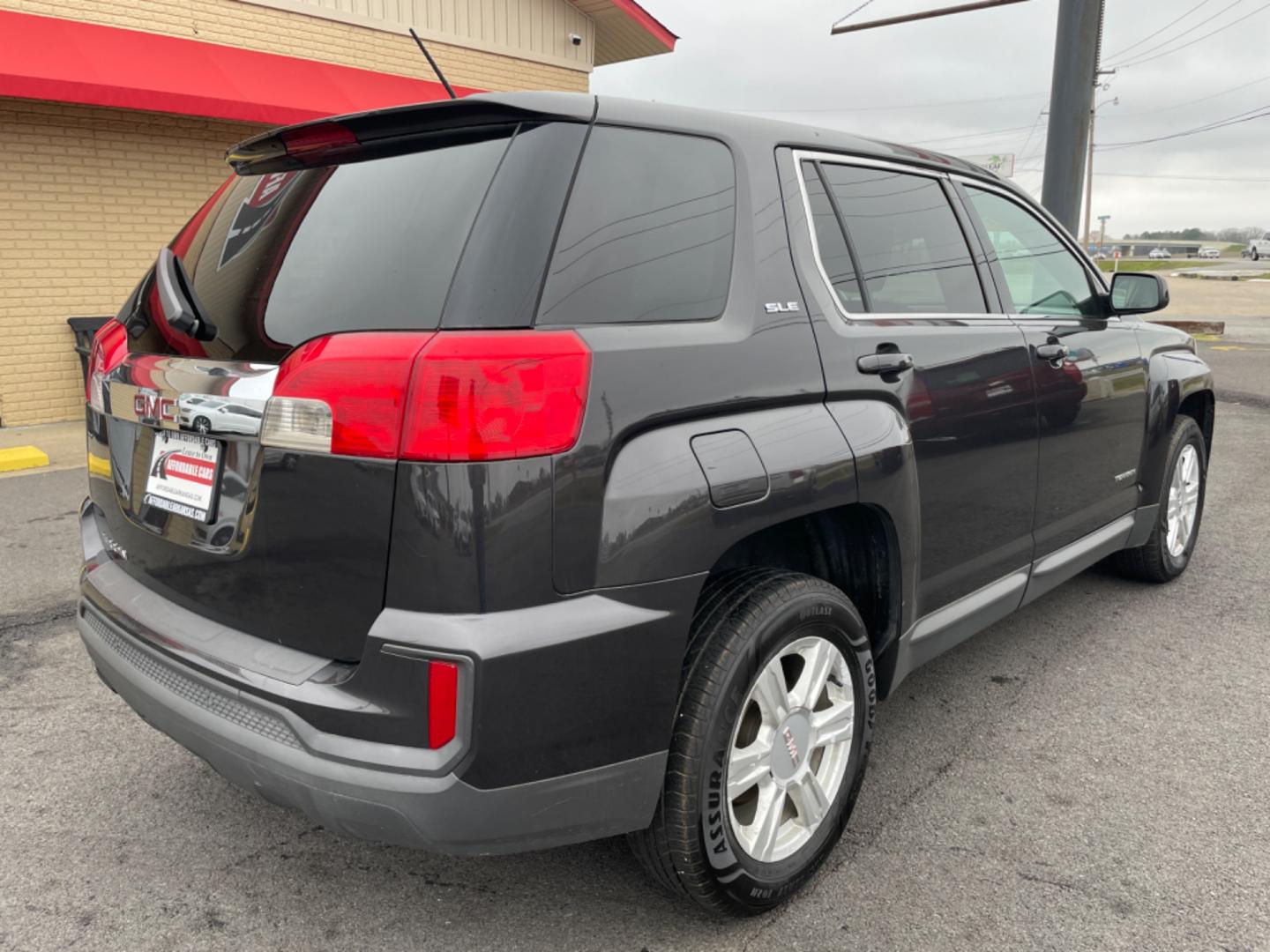 2016 Gray GMC Terrain (2GKALMEK7G6) with an 4-Cyl, 2.4 Liter engine, Automatic, 6-Spd transmission, located at 8008 Warden Rd, Sherwood, AR, 72120, (501) 801-6100, 34.830078, -92.186684 - Photo#7